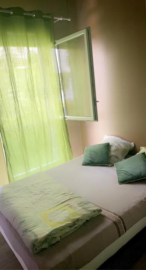 Chambre Avec Salle De Bain Privee Valenton Kültér fotó